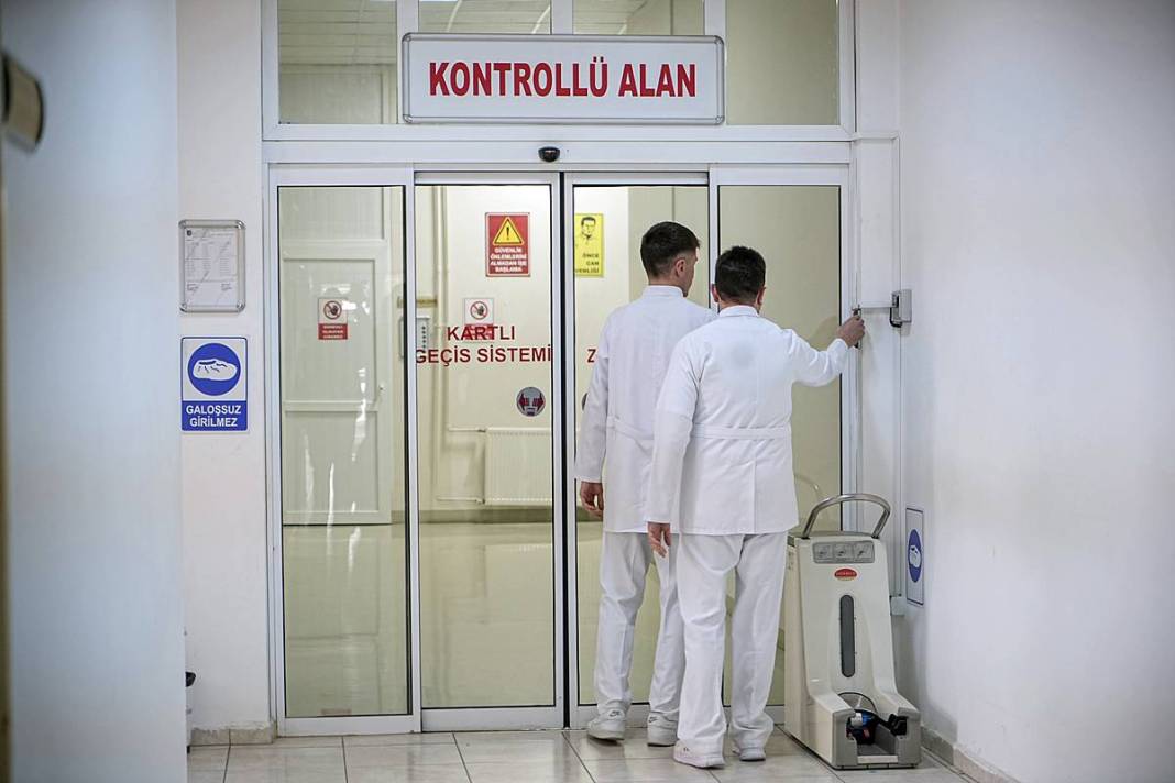 Mehmetçiğin içtiği sütten, yediği konserveye kadar hepsi buradan geçiyor! Moleküllerine kadar incleniyor 9